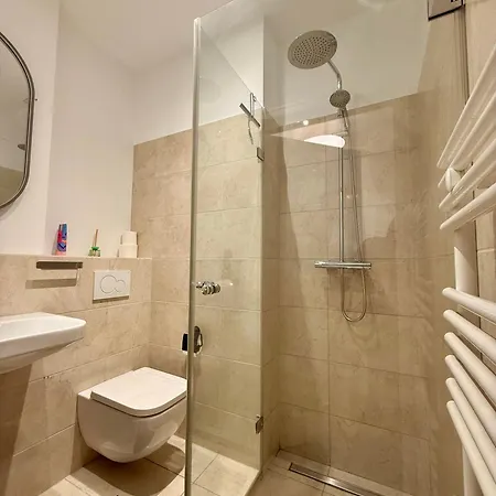 Am Rhein - Kapitol-viertel - Koelner Dom & Hauptbahnhof - Modern Komfort - Perfekte Lage Apartamento