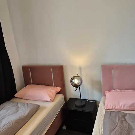 Am Rhein - Kapitol-viertel - Koelner Dom & Hauptbahnhof - Modern Komfort - Perfekte Lage *